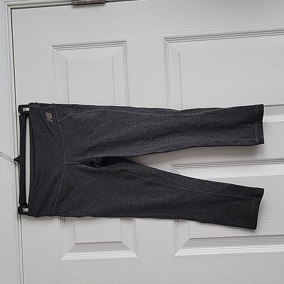 New Balance Dry Cropped Leggings - Picture 1 of 12
